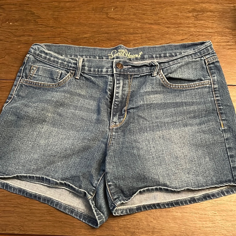 Old Navy SweetHeart Denim Shorts